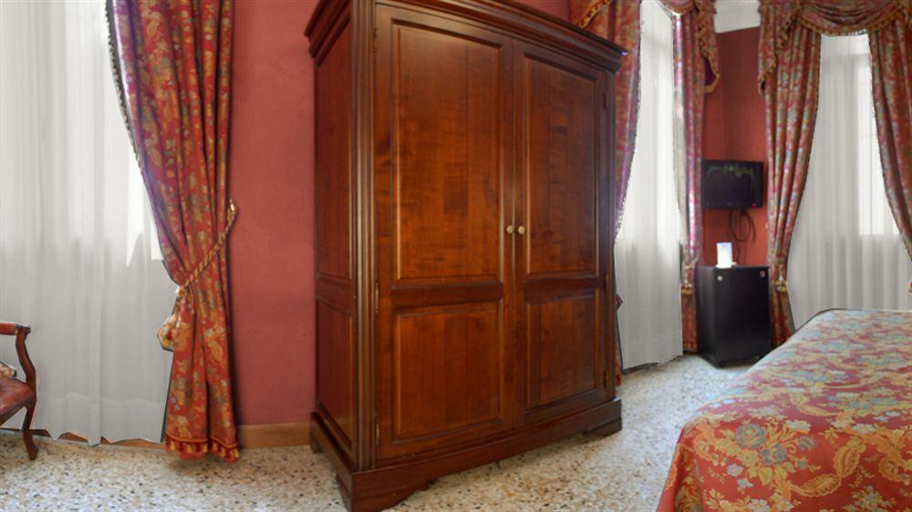 Hotel San Cassiano Ca'Favretto Venice Exterior photo